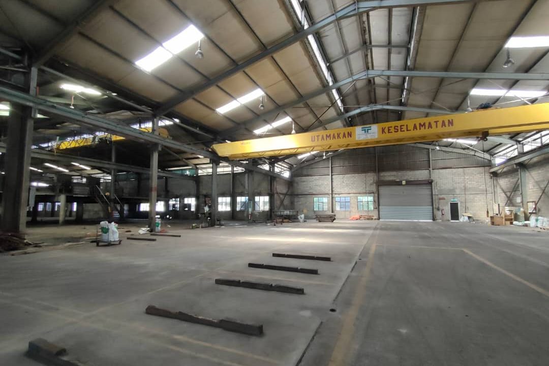 senai-land-four-acres-factory-crane-tons-interior