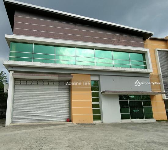 one and a half story factory for rent in Kulai Indahpura Industrial Park